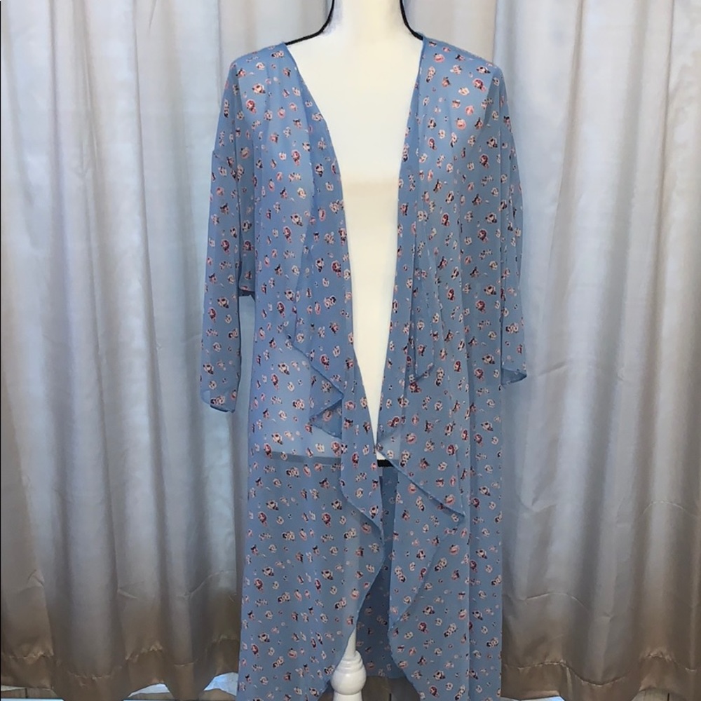 Medium LuLaRoe Shirley Cardigan